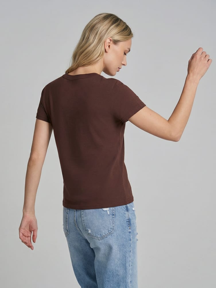 Плотная классическая футболка из хлопка