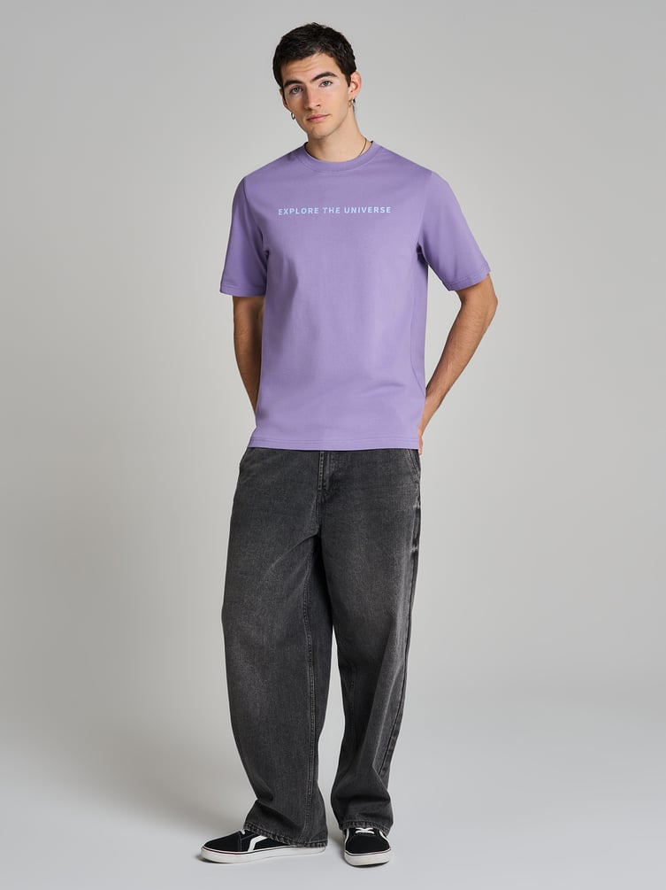 Футболка оверсайз с принтом на спине