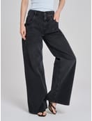 Джинсы широкие с вырезом на ремне