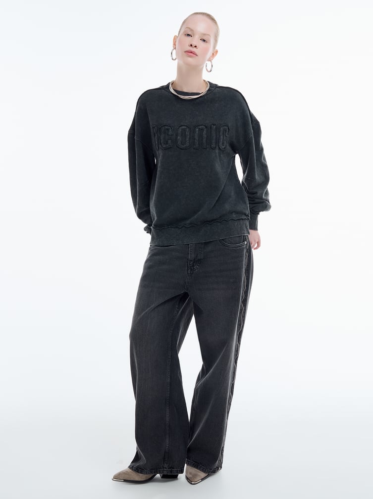 Свитшот с вареным эффектом и надписью