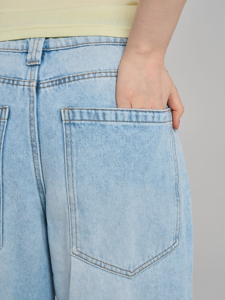 Джинсы багги широкие с вареным эффектом