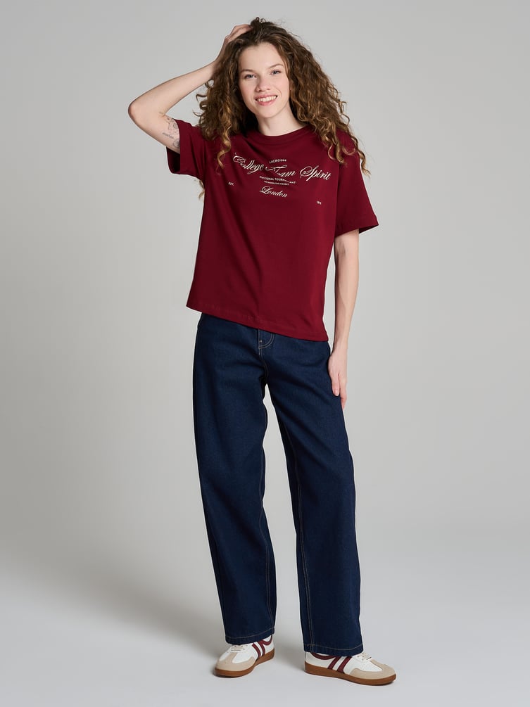 Футболка с надписью College Team Spirit