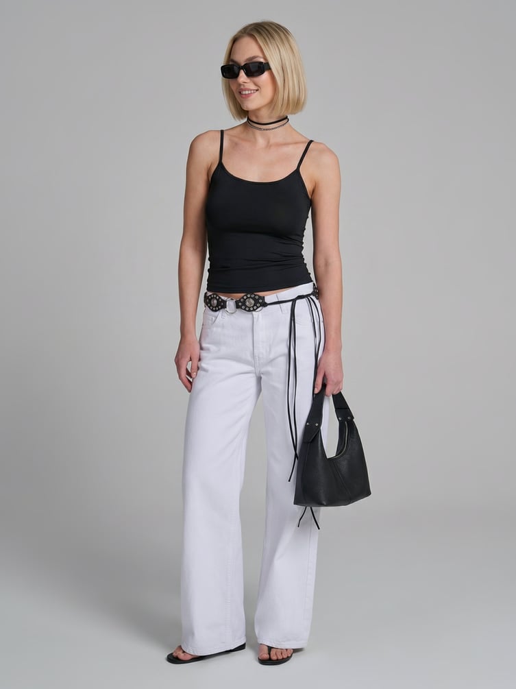 Топ на тонких бретелях