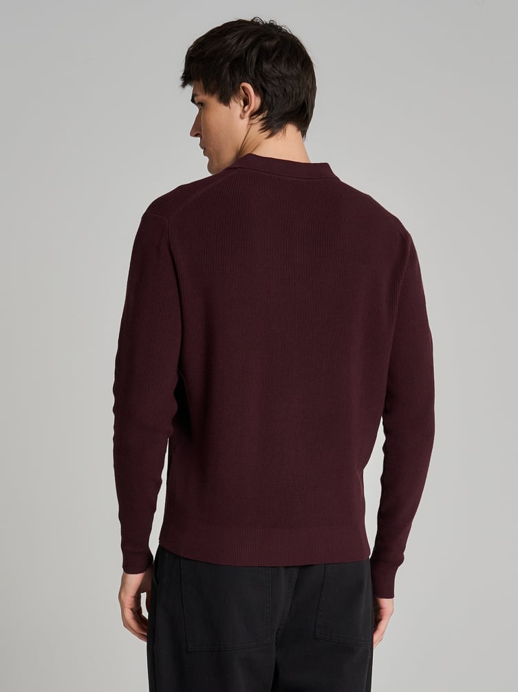 Джемпер деловой с воротником