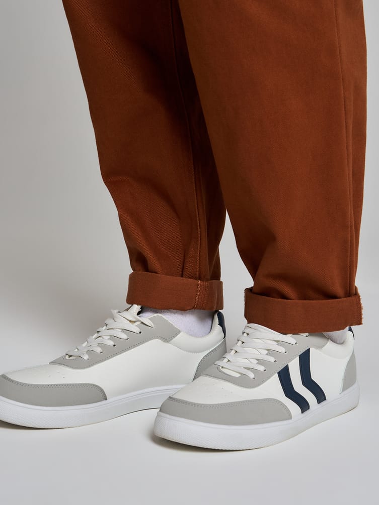 Зауженные укороченные брюки