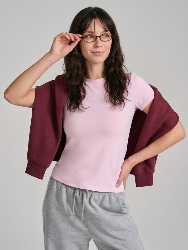 Футболка приталенная из вискозы