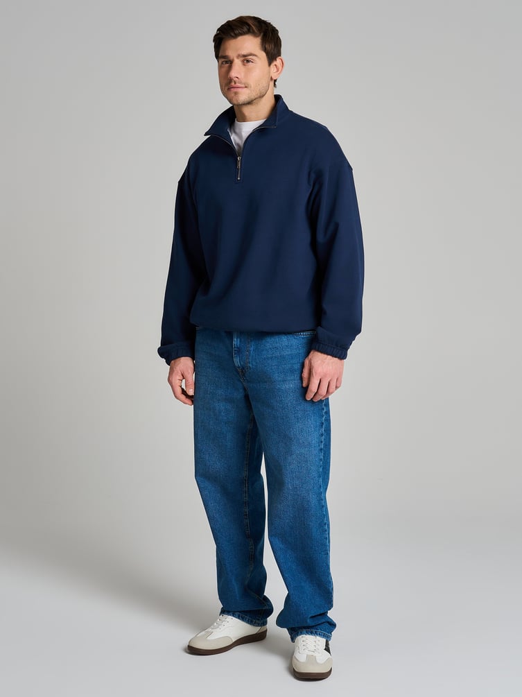 Свитшот оверсайз с молнией полузамком