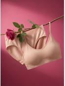 Бюстгальтер с мягкой чашкой и кружевом
