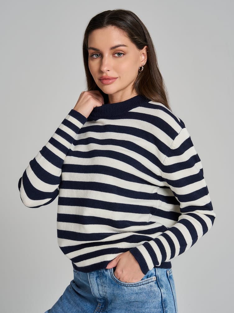 Джемпер трикотажный в полоску