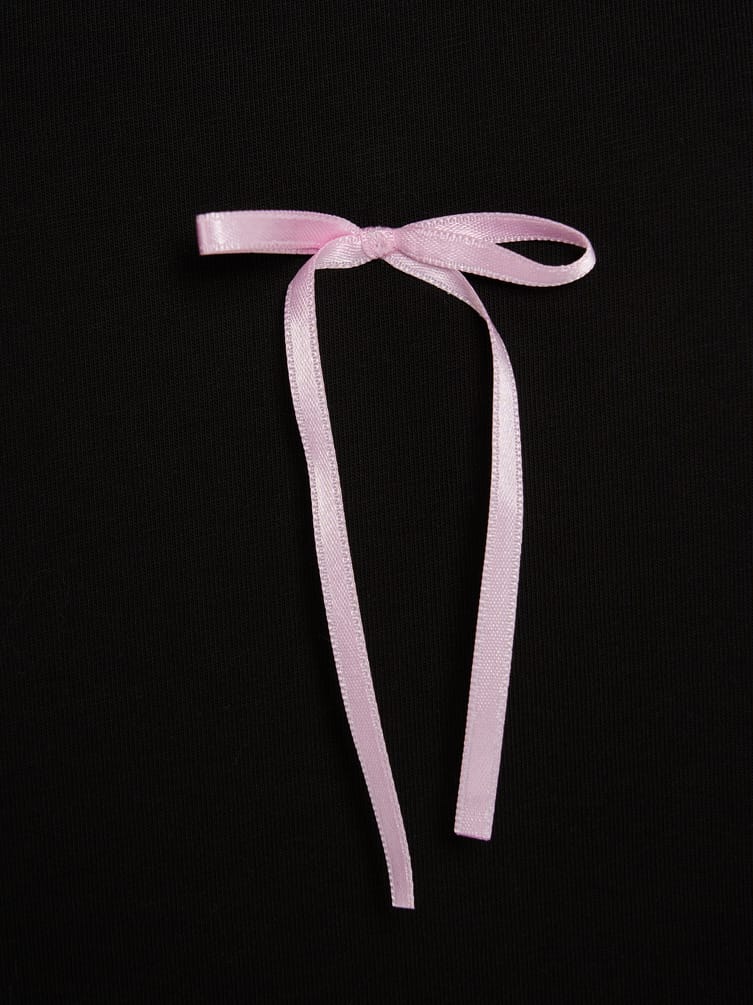 Футболка оверсайз с бантиками