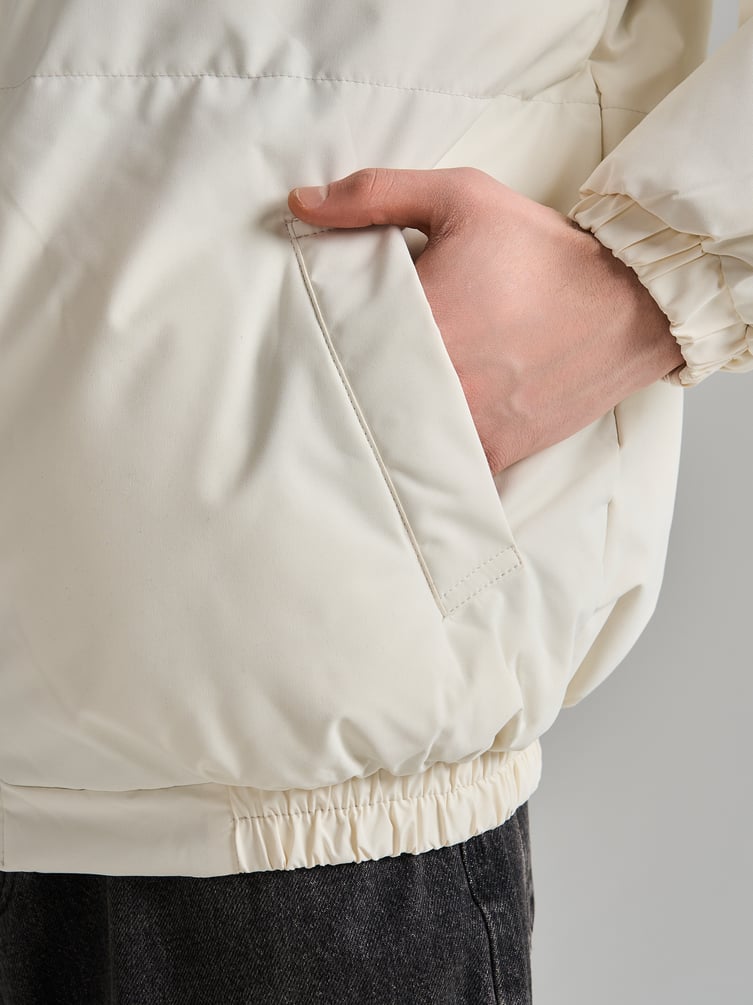 Куртка зимняя без капюшона на синтепоне