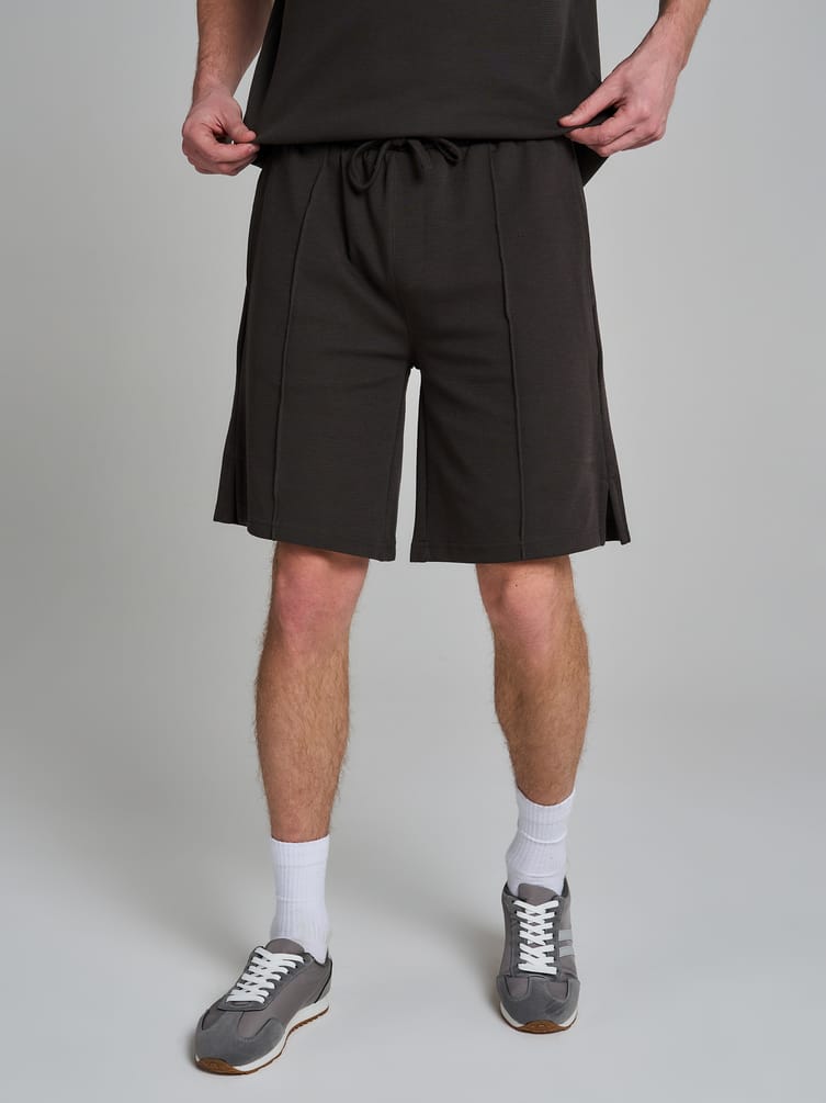 Шорты летние со стрелками