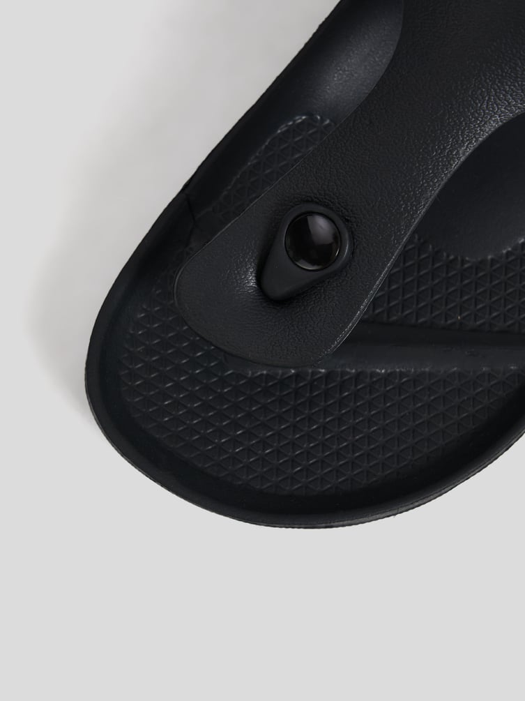Шлепанцы летние через палец