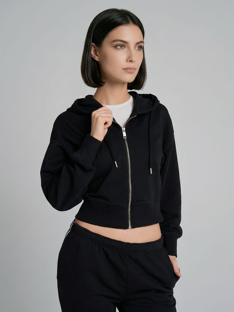 Укороченная толстовка с капюшоном