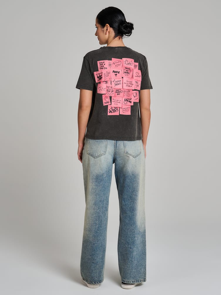 Футболка с вареным эффектом и принтом