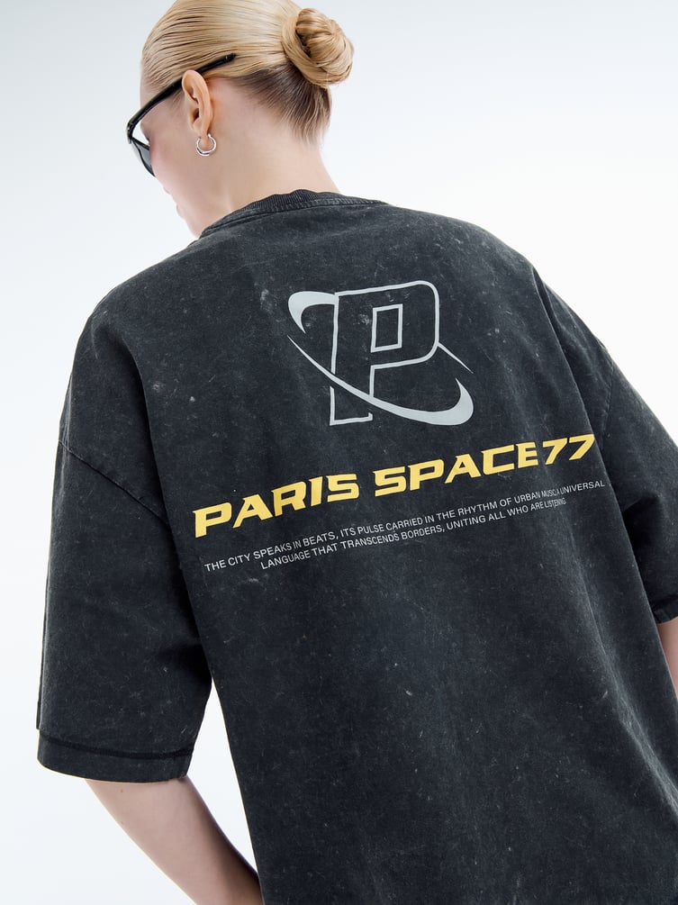 Футболка оверсайз с вареным эффектом и надписями