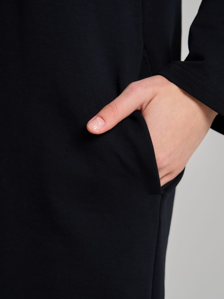 Платье длинное с карманами