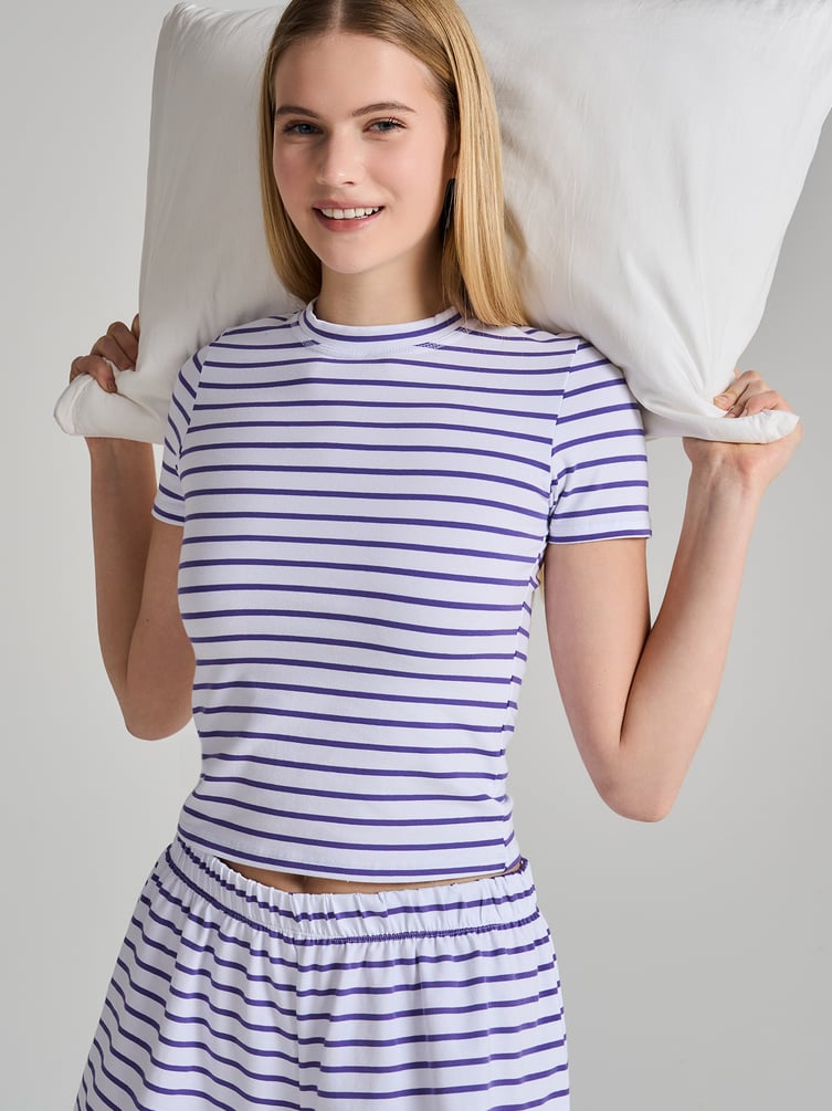 Полосатая пижама с шортами