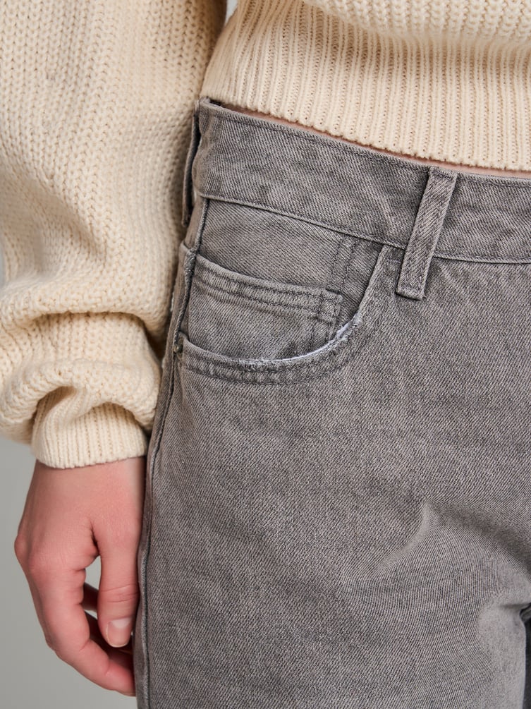 Джинсы широкие с вареным эффектом