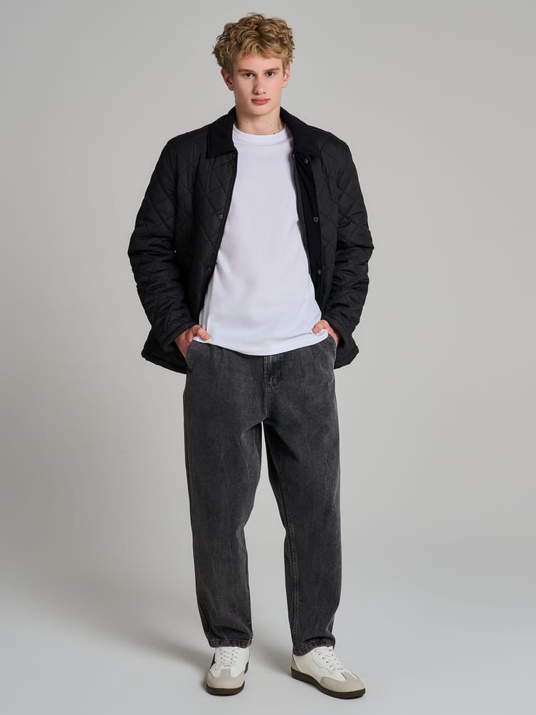 Зауженные джинсы бананы