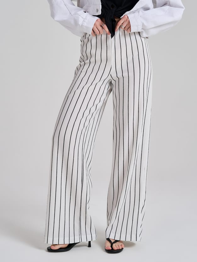 Брюки прямые полосатые на резинке