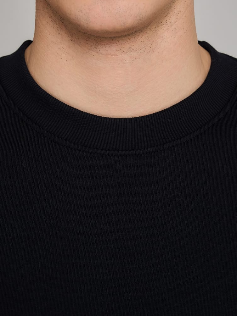 Свитшот оверсайз с коротким рукавом и необработанным краем