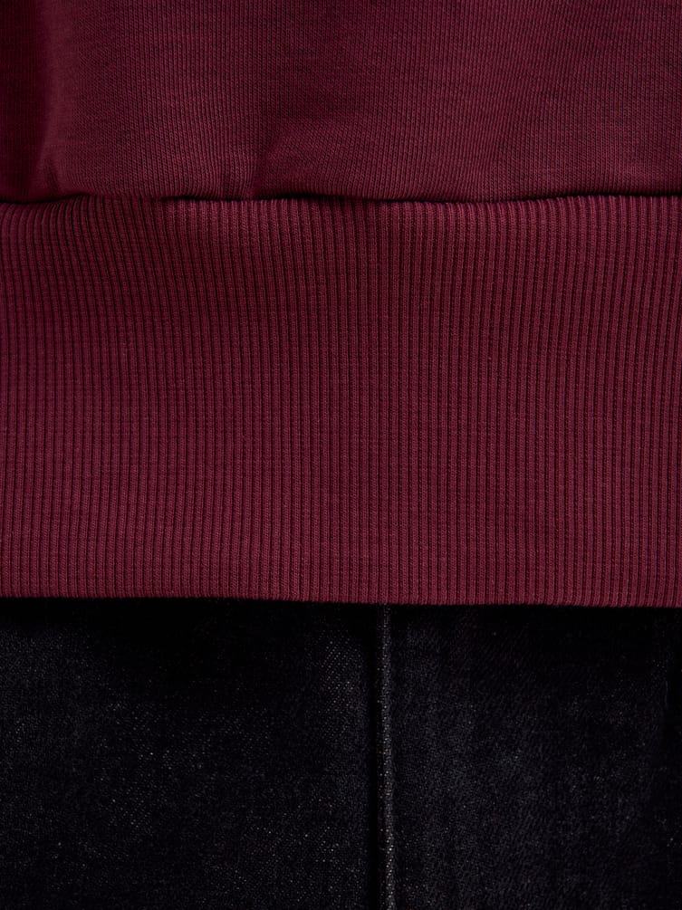 Свитшот оверсайз с надписью