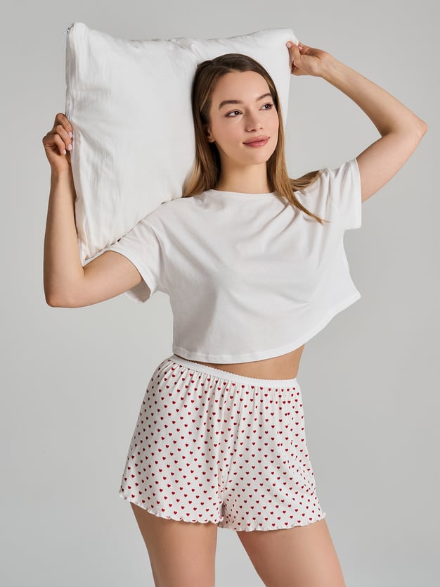 Пижама с майкой и шортами в сердечко