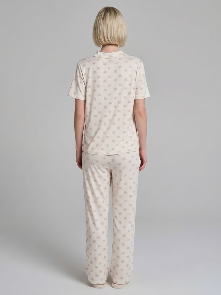 Пижама с рубашкой и брюками