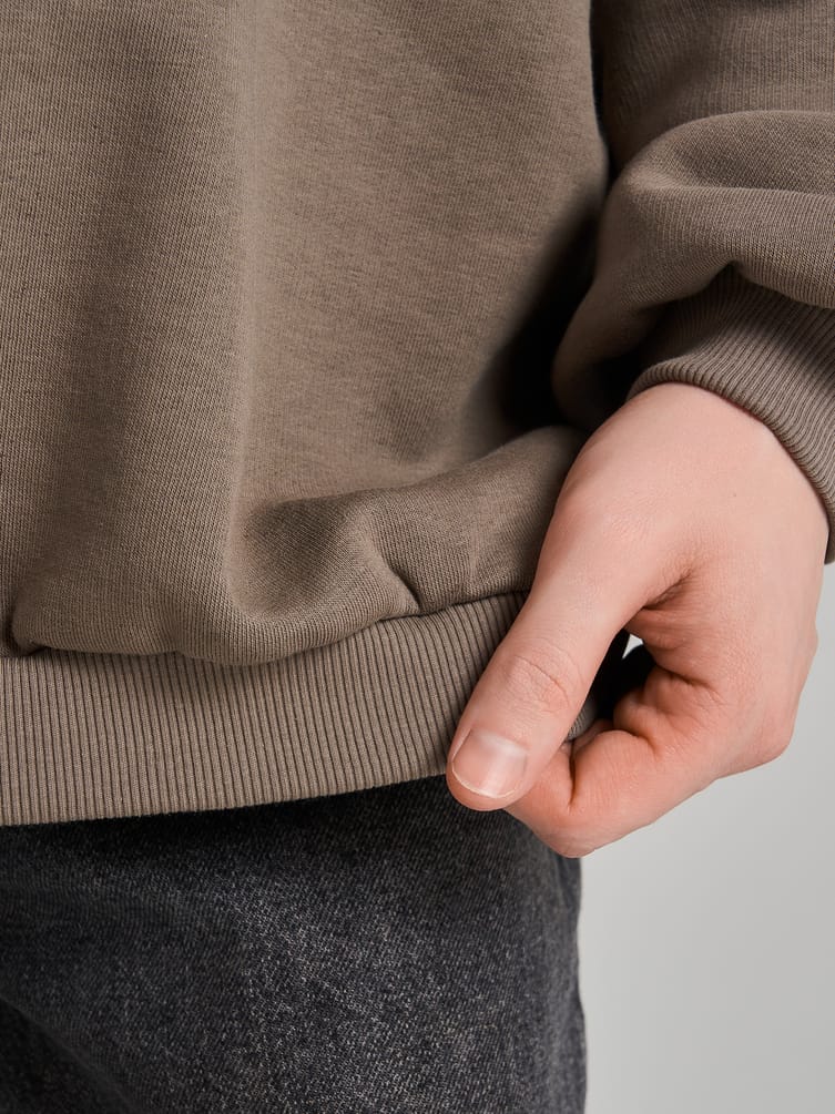 Утепленный свитшот с надписью Russia