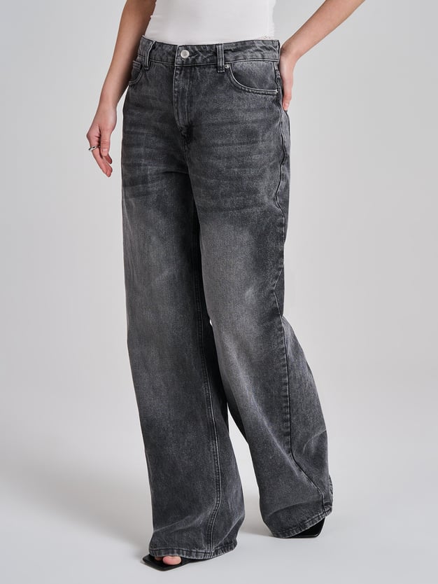 Джинсы широкие