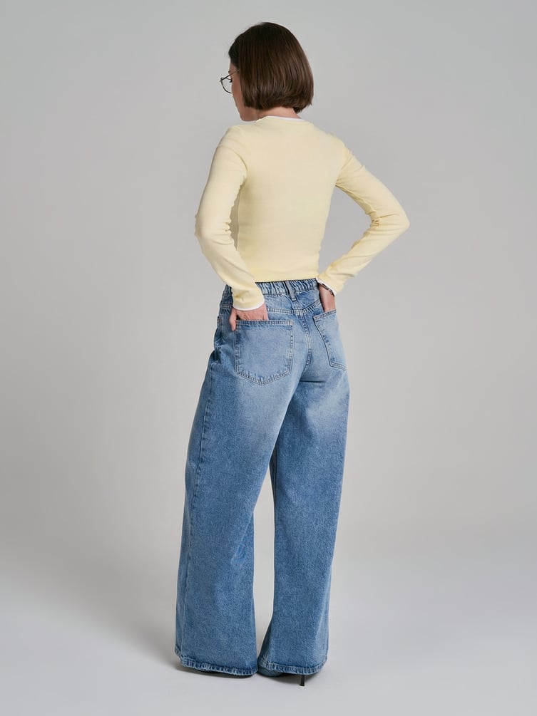 Джинсы широкие на резинке