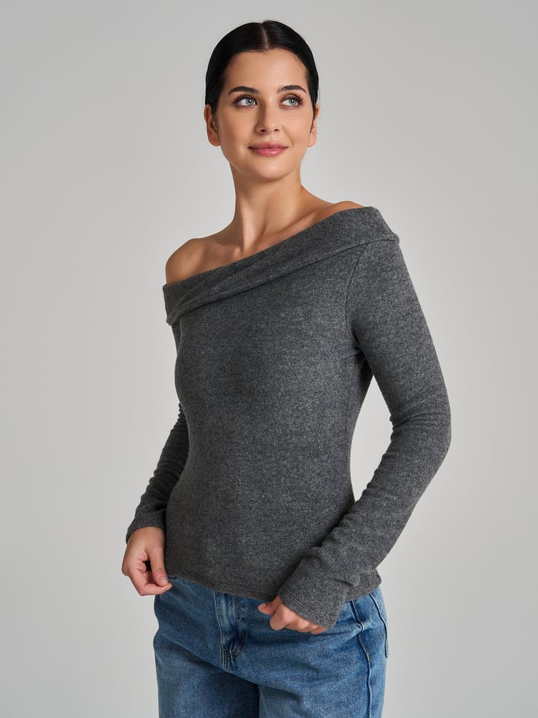 Лонгслив вечерний с фигурным вырезом