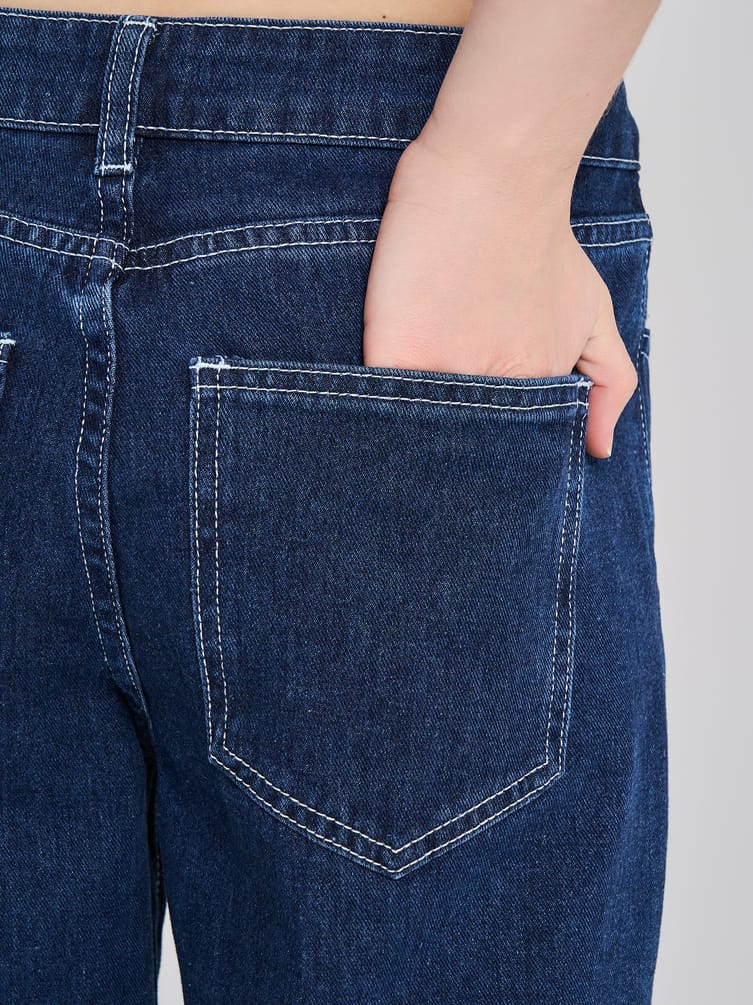 Джинсы прямые с необработанными краями