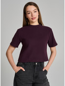 Укороченная футболка в рубчик