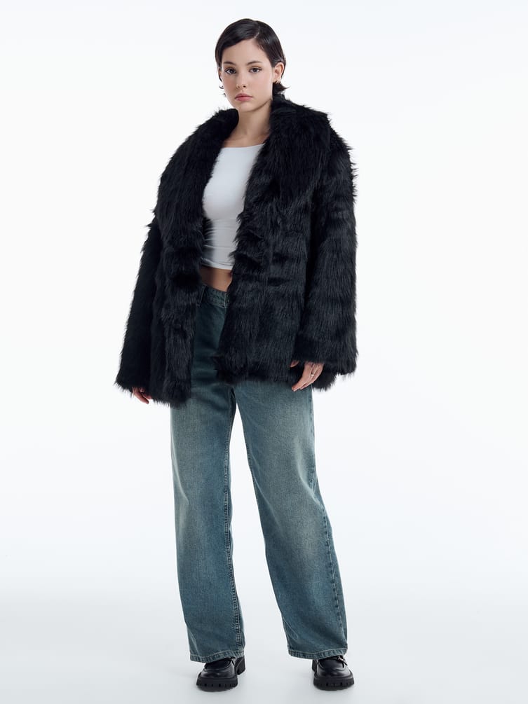 Шуба искусственная короткая