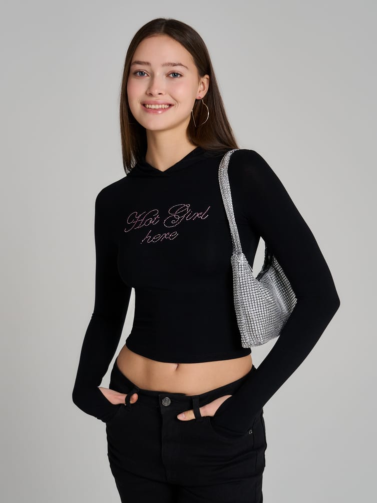 Лонгслив с капюшоном и надписью стразами