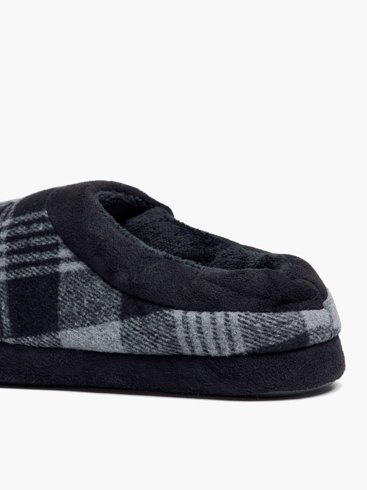 Закрытые тапки в клетку