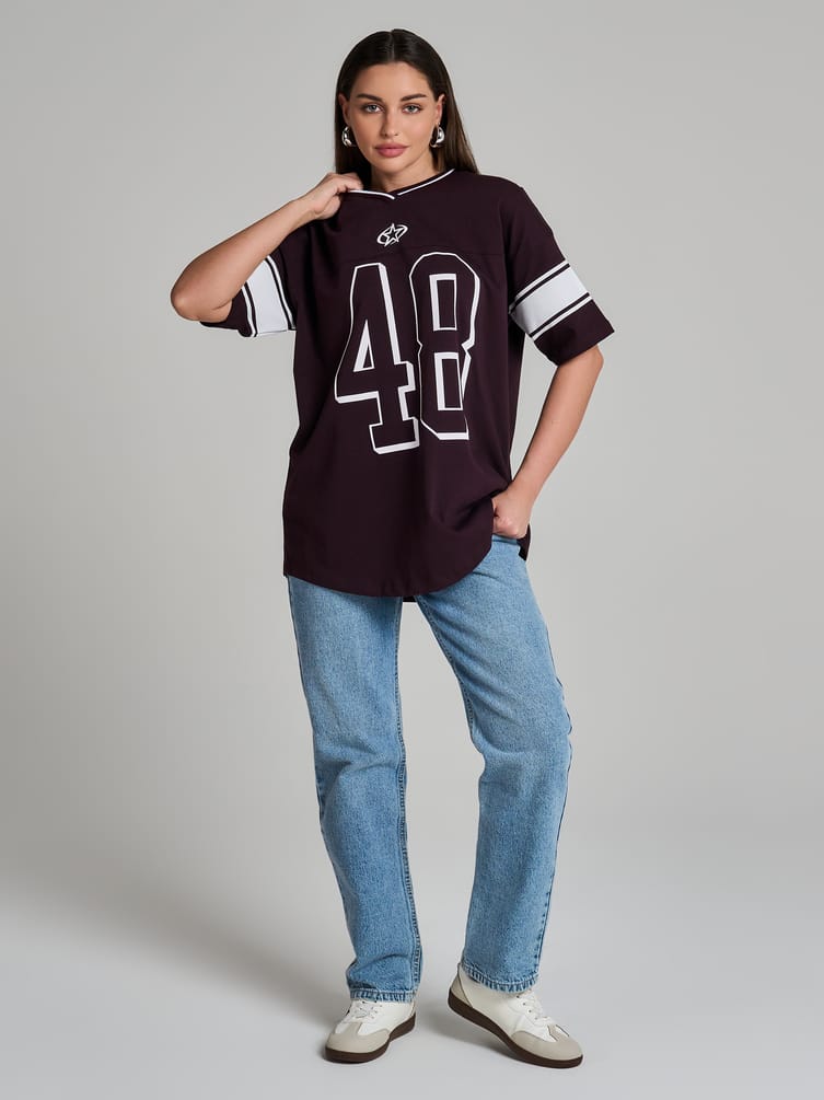 Спортивная футболка с надписью