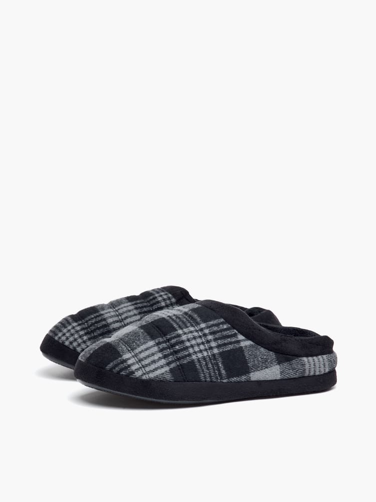 Закрытые тапки в клетку