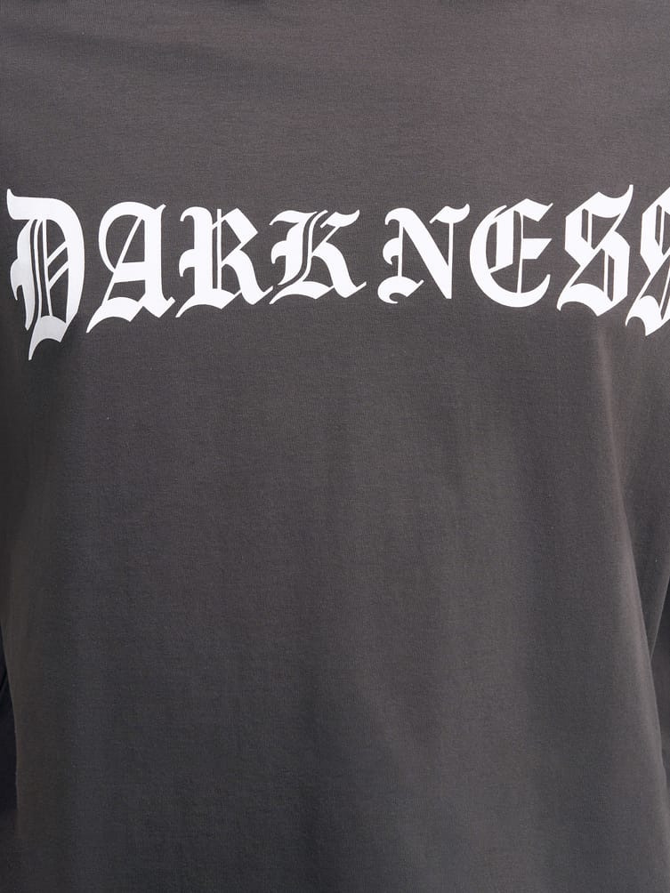 Футболка оверсайз с надписью Darkness