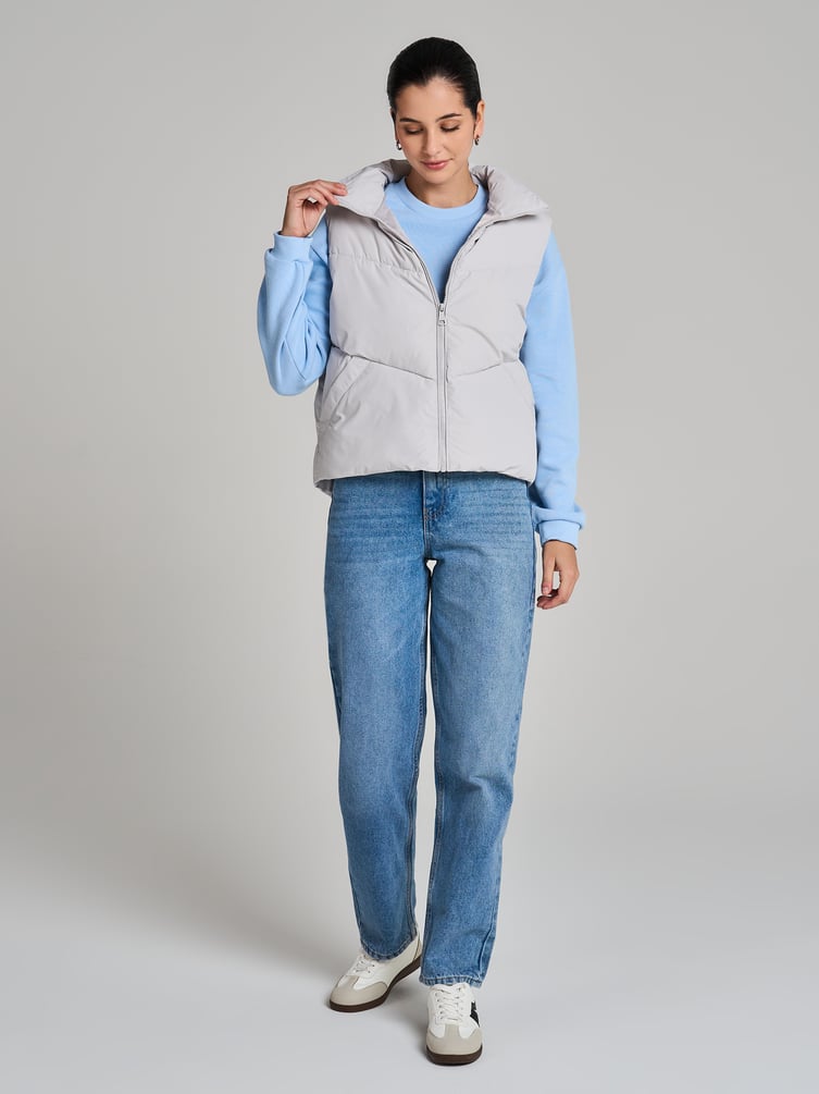 Жилет утепленный на синтепоне