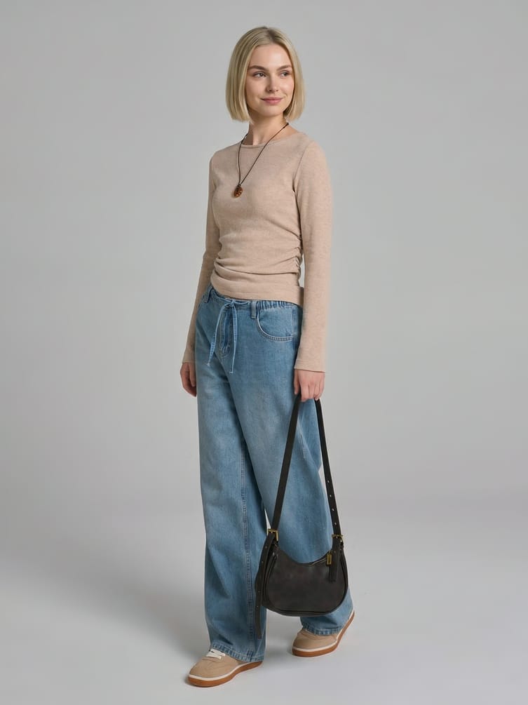 Широкие джинсы на резинке