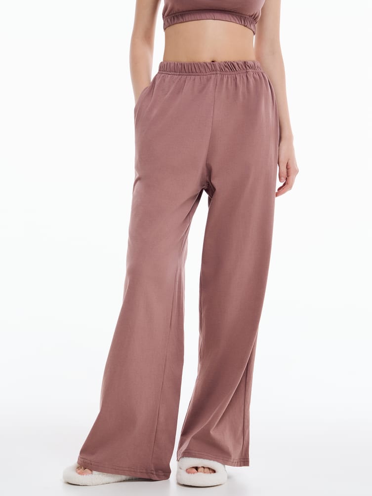 Домашняя пижама с топом и брюками