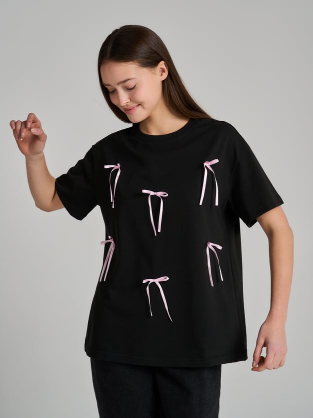 Футболка оверсайз с бантиками