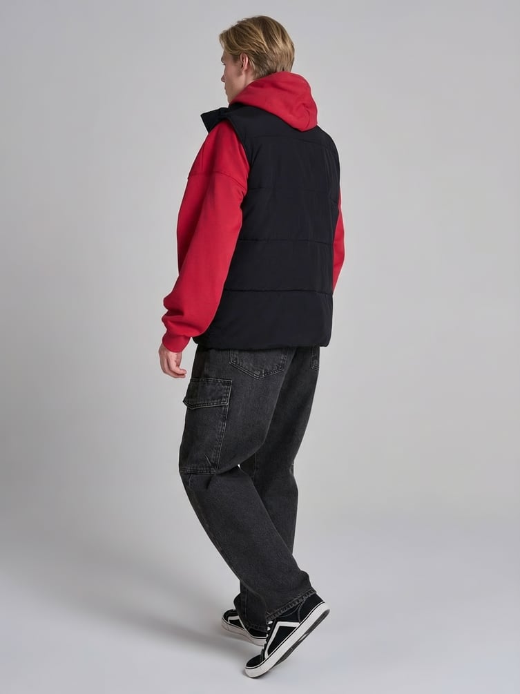 Жилетка стеганая на синтепоне