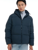 Демисезонная куртка на синтепоне с капюшоном