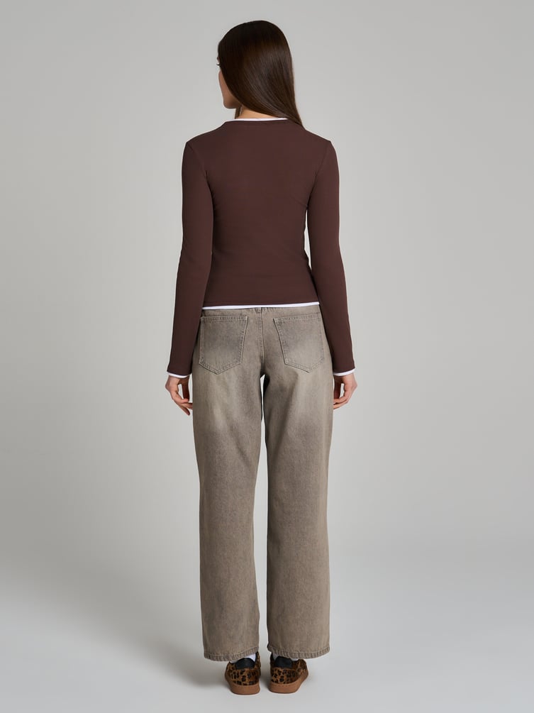 Лонгслив приталенный с длинным рукавом