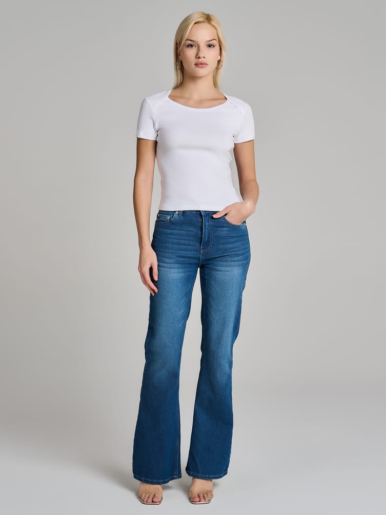 Футболка приталенная