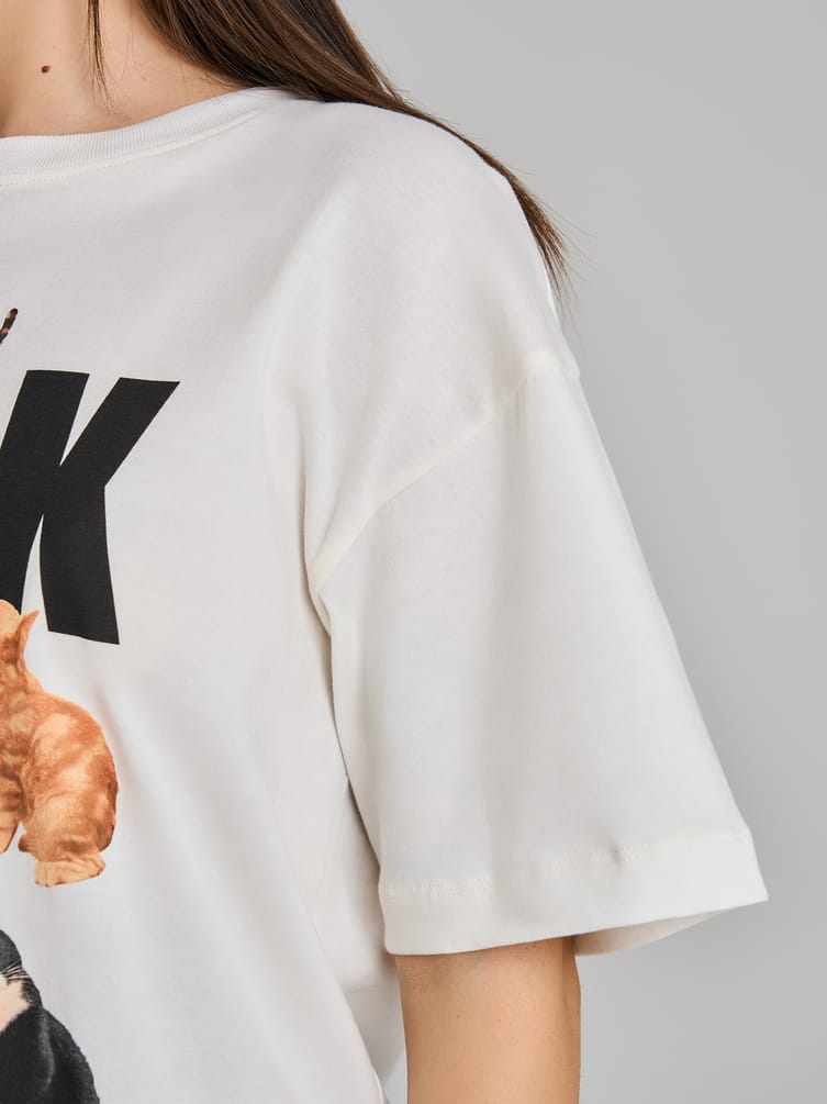 Пижама с принтом котиков и брюками